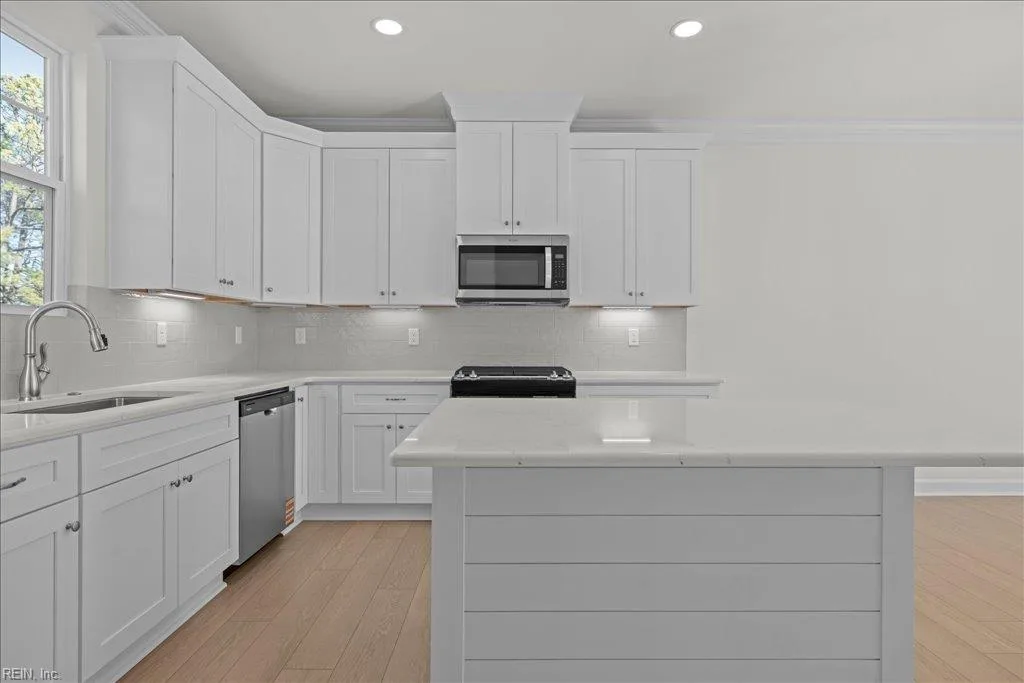 639 22nd ST #D, VIRGINIABEACH VA 23451 - Photo 5