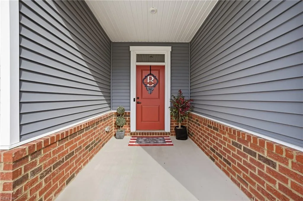 2104 Mainsail DR, CARROLLTON VA 23314 - Photo 4