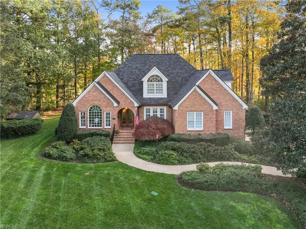 3105 Rivers Edge CV, Virginia Beach — 4 bed Residential, 3,739 sqft