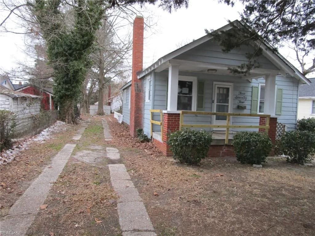 373 SCHLEY AVE, HAMPTON VA 23661 - Photo 3