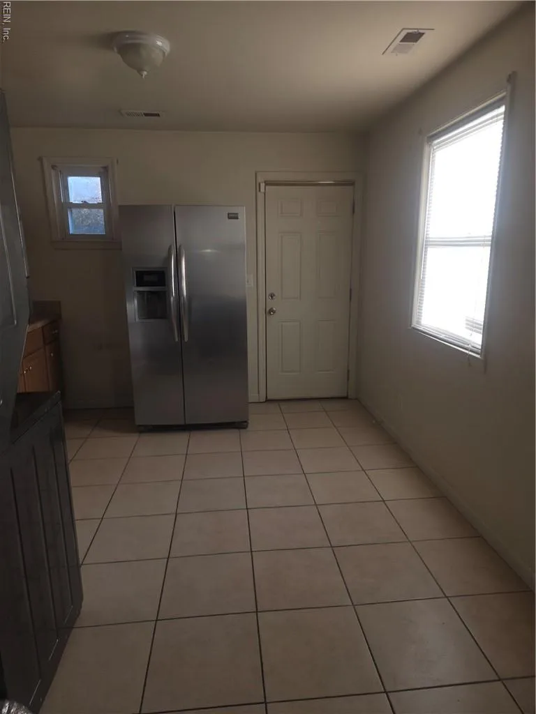 7128 Gregory DR, NORFOLK VA 23513 - Photo 5