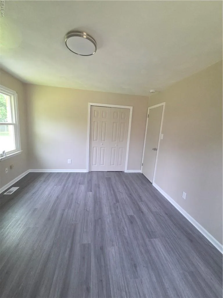 129 Elm AVE, PORTSMOUTH VA 23704 - Photo 4