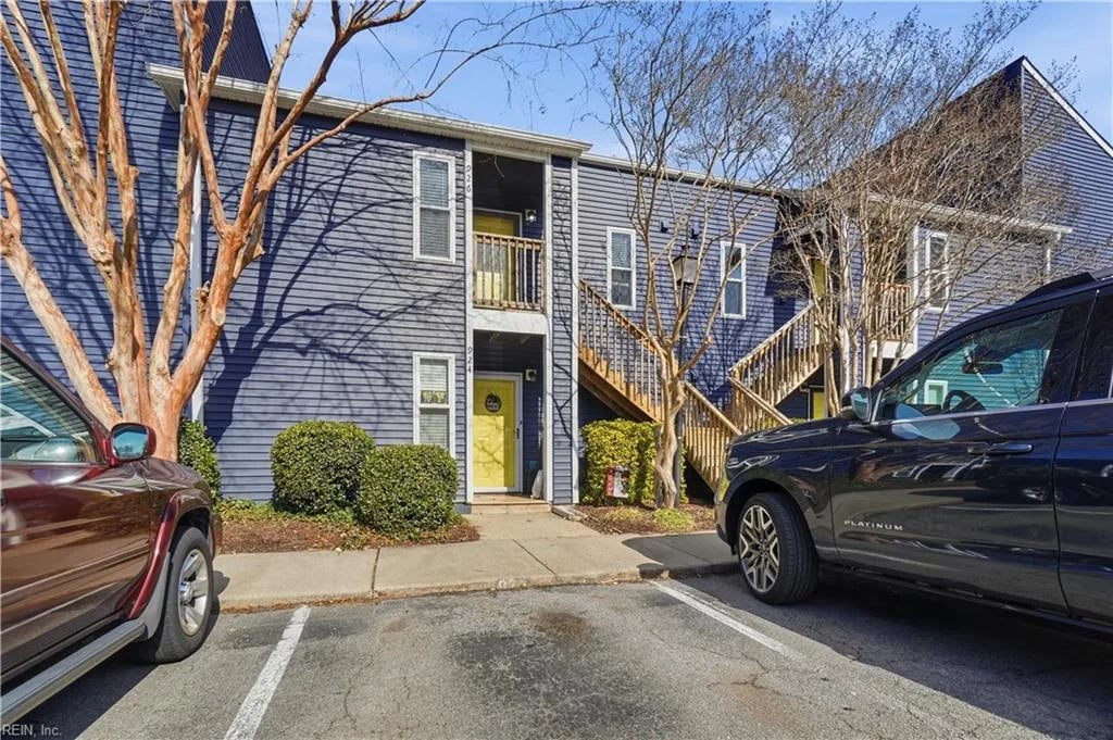 926 Rudee CT, Virginia Beach — 2 bed Residential, 1,000 sqft