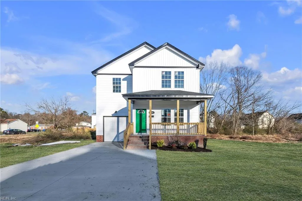 318 Goodman ST, Suffolk — 4 bed Residential, 2,160 sqft