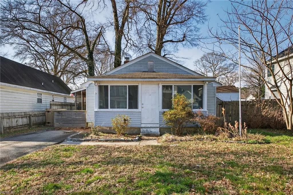 2041 Lockard AVE, CHESAPEAKE VA 23320 - Photo 4