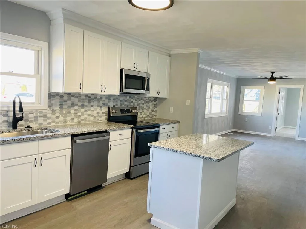3413 Wellington ST, NORFOLK VA 23513 - Photo 5