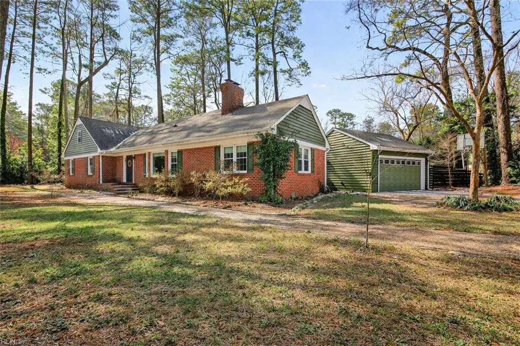 3501 Lynnwood DR, Virginia Beach — 5 bed Residential, 3,100 sqft