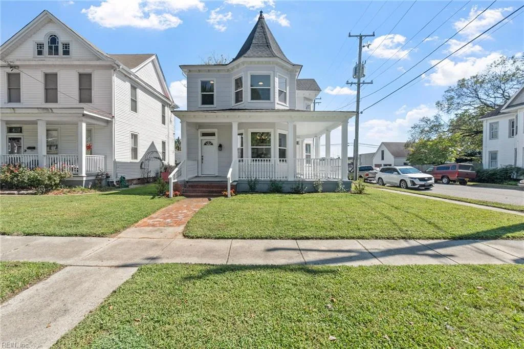 357 Chautauqua AVE, Portsmouth — 4 bed Residential, 2,235 sqft