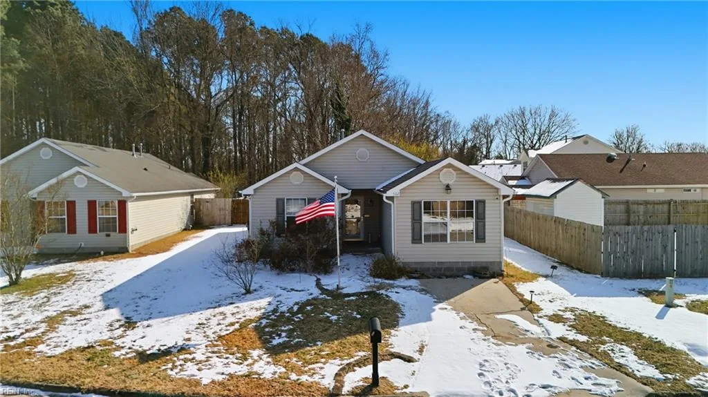 502 Valor CT, Suffolk — 3 bed Residential, 1,386 sqft
