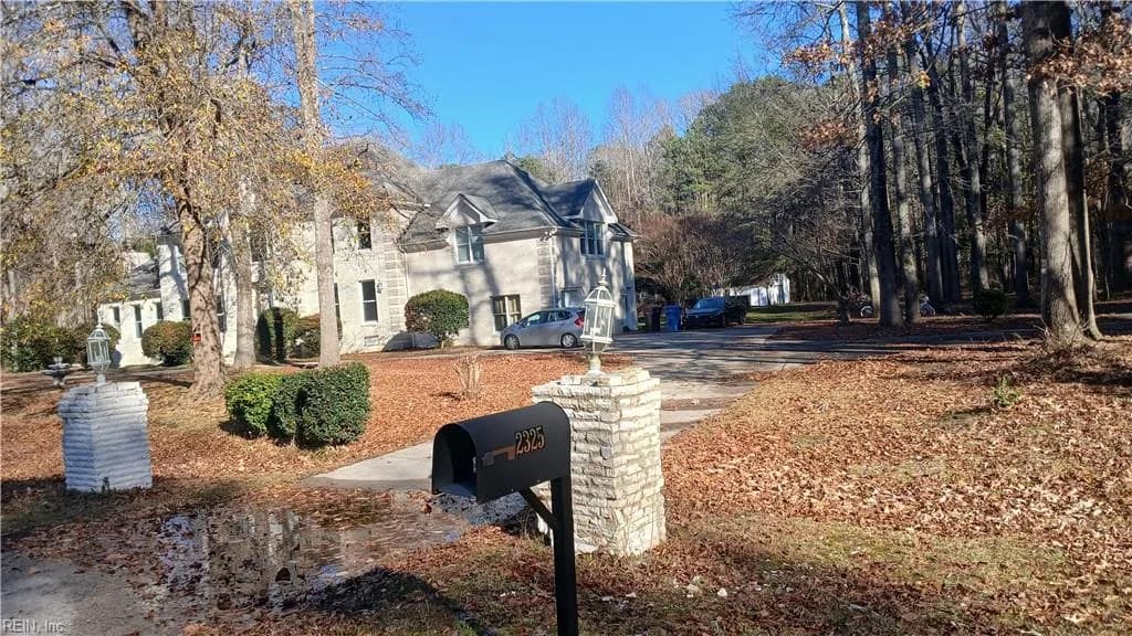 2325 Woodhurst LN, CHESAPEAKE VA 23322 - Photo 4