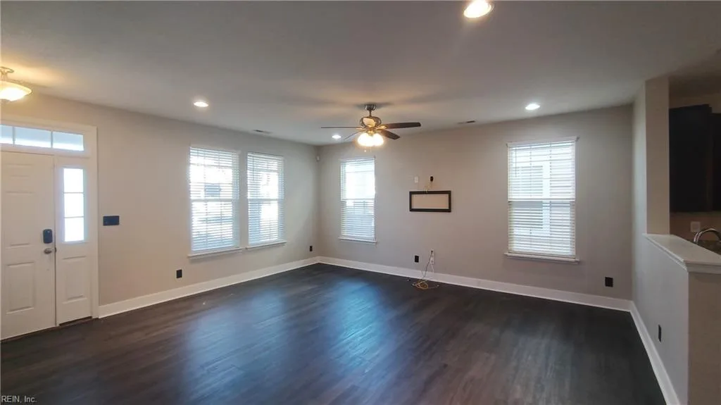 342 HARMONY DR, PORTSMOUTH VA 23701 - Photo 4