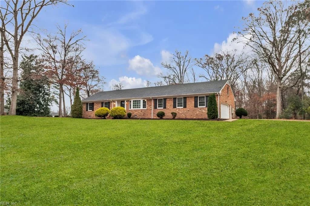 807 Craig DR, SUFFOLK VA 23434 - Photo 2