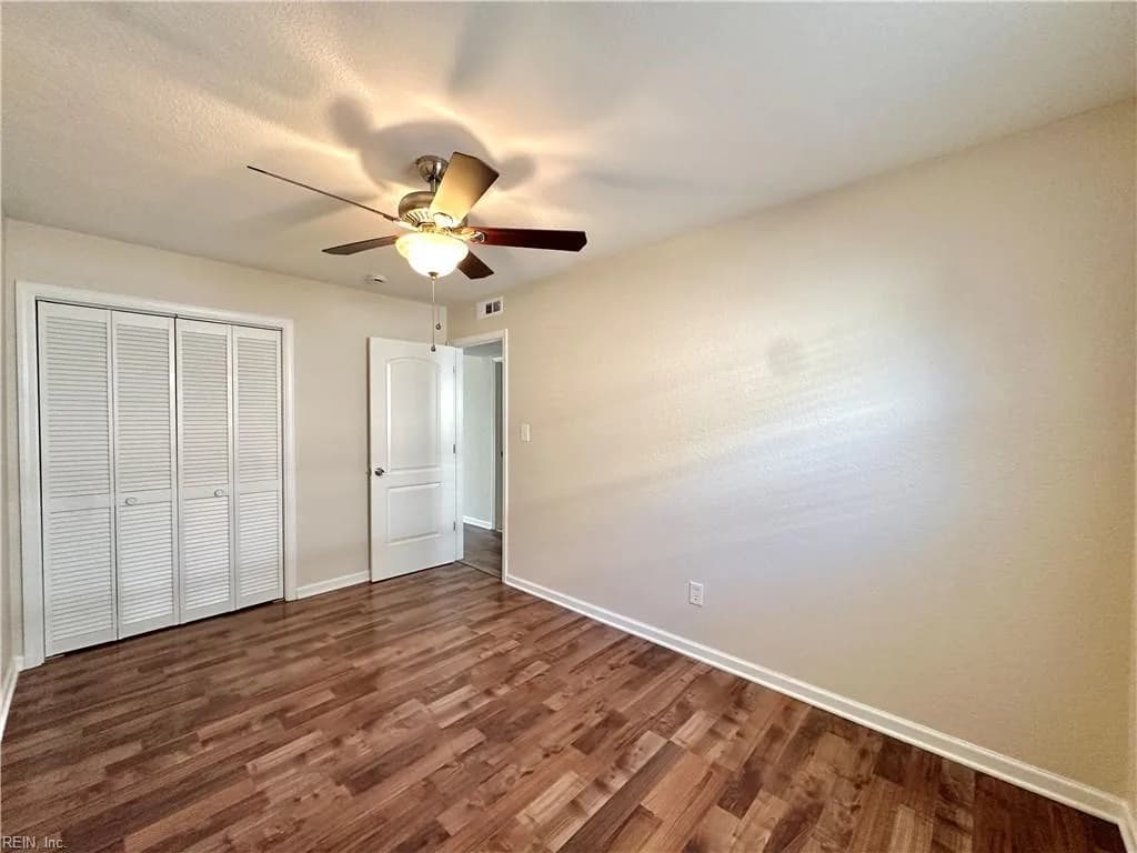 909 Leisure SQ #201, VIRGINIABEACH VA 23451 - Photo 5
