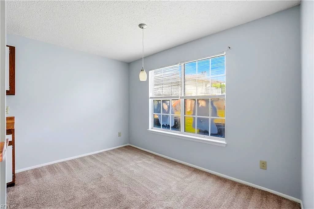 537 Pier CT, VIRGINIABEACH VA 23462 - Photo 4