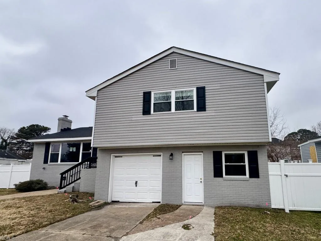 2216 Deep Creek BLVD, Portsmouth — 4 bed Residential, 2,240 sqft