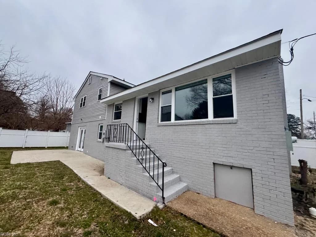 2216 Deep Creek BLVD, PORTSMOUTH VA 23704 - Photo 3