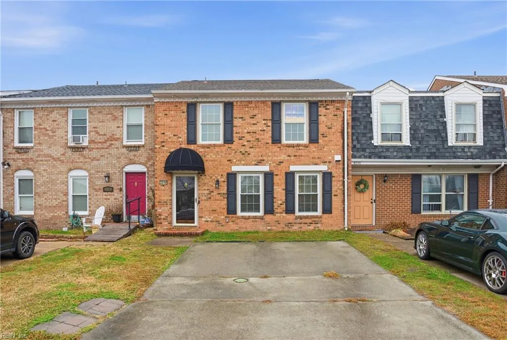 4018 RICHARD LEE CT, Virginia Beach — 3 bed Residential, 1,824 sqft
