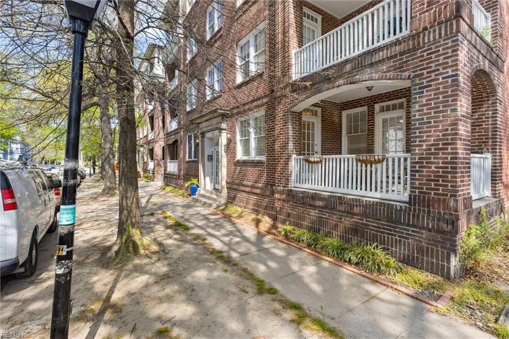 736 W Princess Anne RD #102, NORFOLK VA 23517 - Photo 3