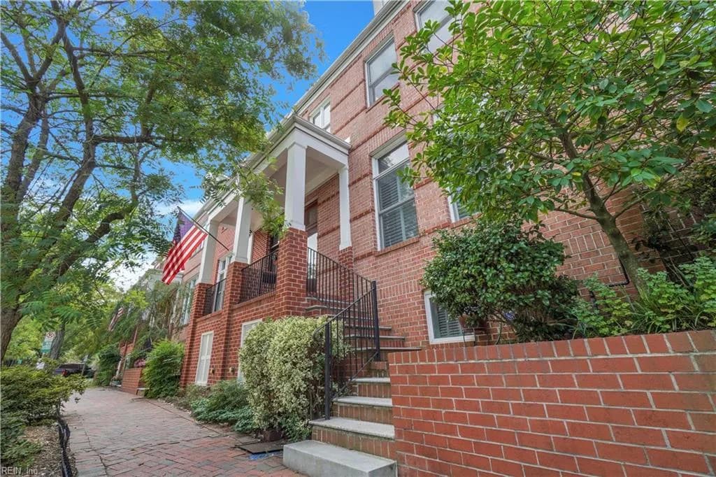 257 W Freemason ST, NORFOLK VA 23510 - Main photo