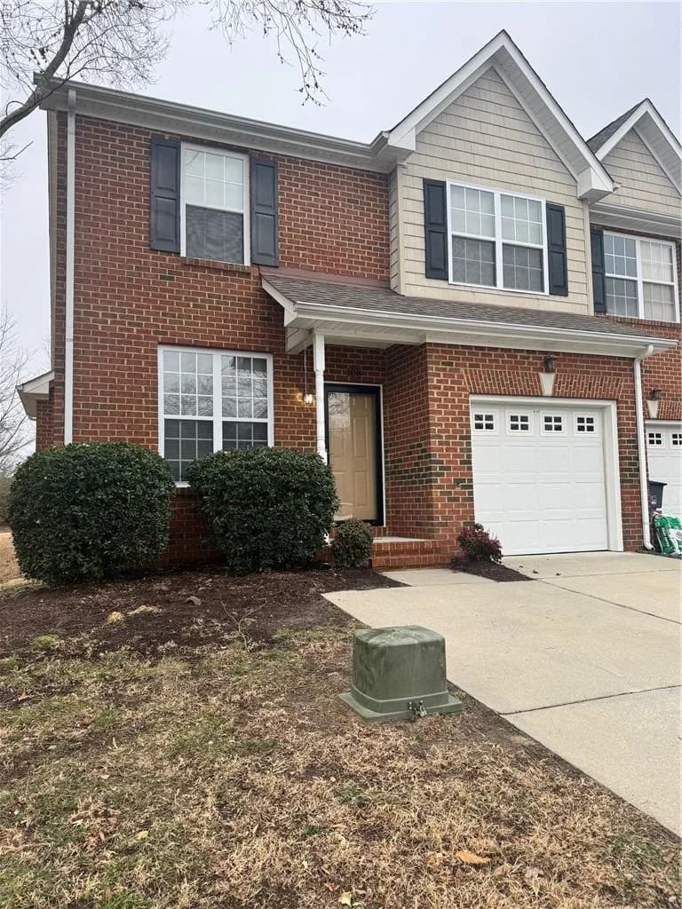 108 Montpellier WAY, SMITHFIELD VA 23430 - Photo 2