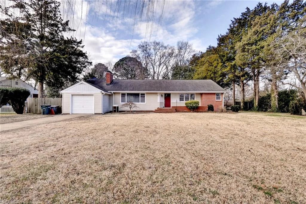 54 Mohawk RD, Hampton — 3 bed Residential, 2,015 sqft