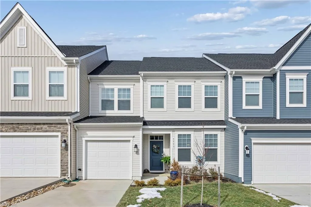2223 Fallon CIR, Williamsburg — 4 bed Residential, 2,471 sqft