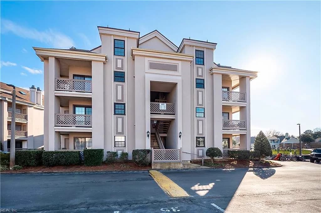 423 Harbour PT #102, VIRGINIABEACH VA 23451 - Photo 5