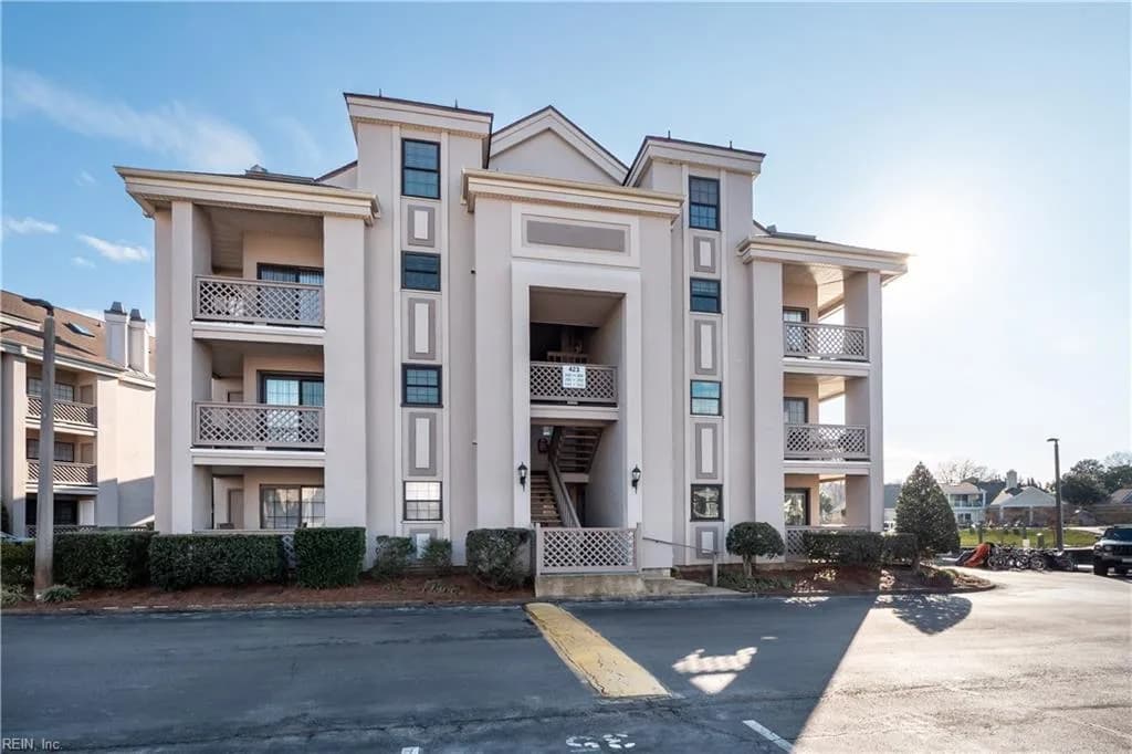 423 Harbour PT #102, VIRGINIABEACH VA 23451 - Photo 5