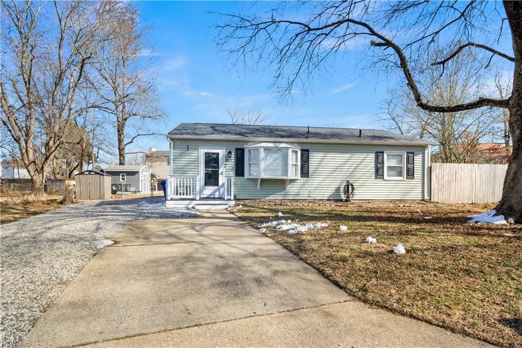 807 Mare CIR, Newport News — 3 bed Residential, 1,106 sqft