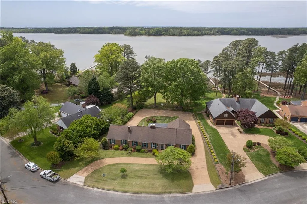 623 Haystack Landing RD, Newport News — 3 bed Residential, 2,070 sqft