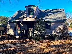 573 Old Point AVE, Hampton — 2 bed Residential, 750 sqft