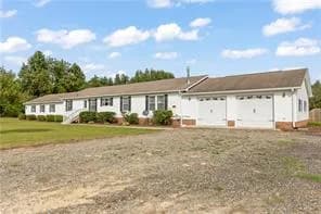8029 Pinetta RD, GLOUCESTER VA 23061 - Photo 2