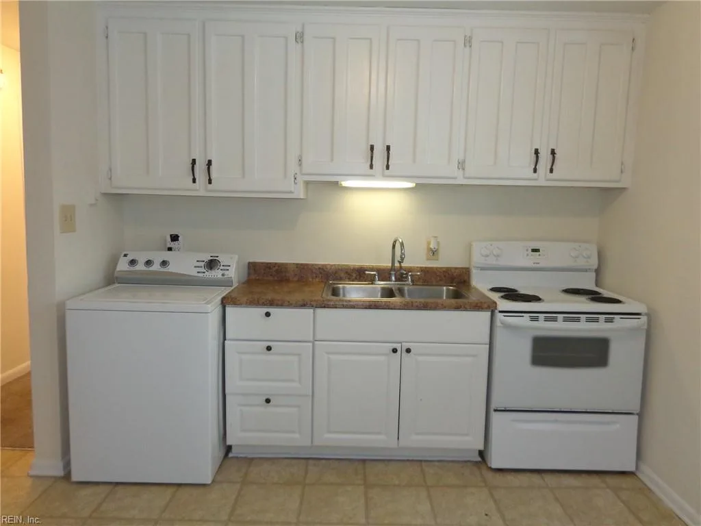 4620 Coronet AVE, VIRGINIABEACH VA 23455 - Photo 4