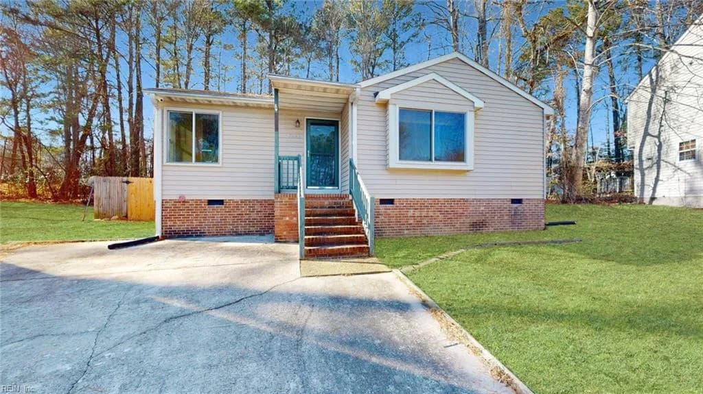 7648 Crestview DR, TOANO VA 23168 - Photo 2