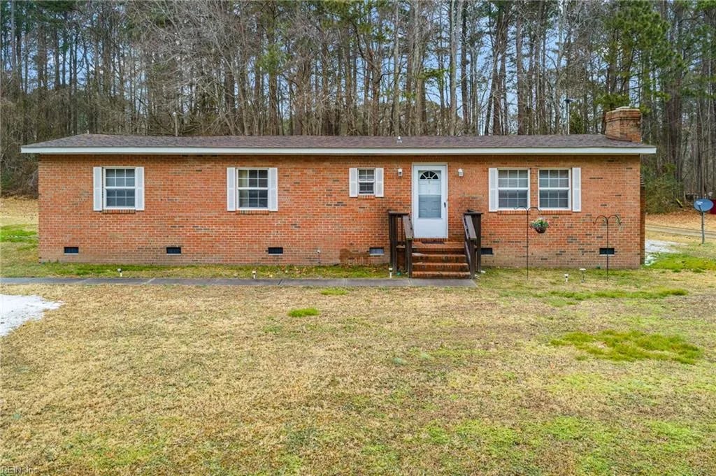 301 Osprey RD, CARDINAL VA 23025
