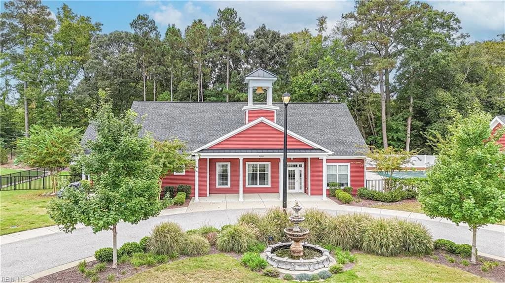 2601 Queens PATH, WILLIAMSBURG VA 23188 - Photo 2