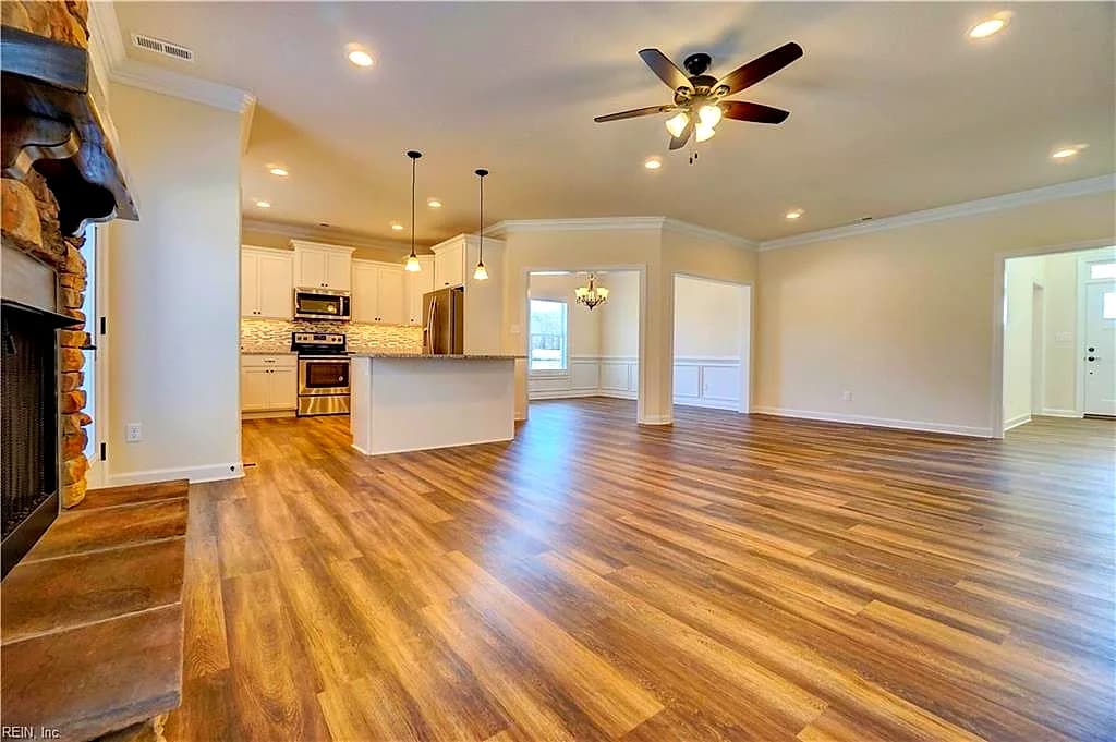 11395 Raynor RD, SMITHFIELD VA 23430 - Photo 5