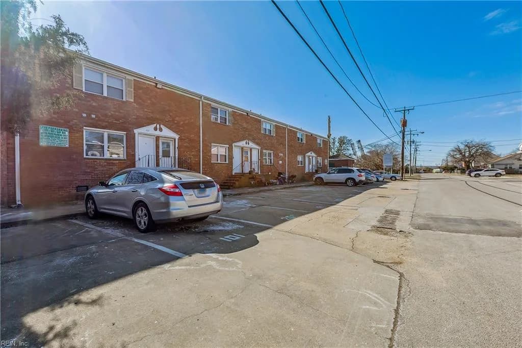 1315 Little Bay AVE #102, NORFOLK VA 23503 - Photo 3