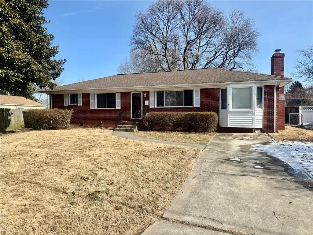 4705 Nuttfield LN, VIRGINIABEACH VA 23455 - Main photo