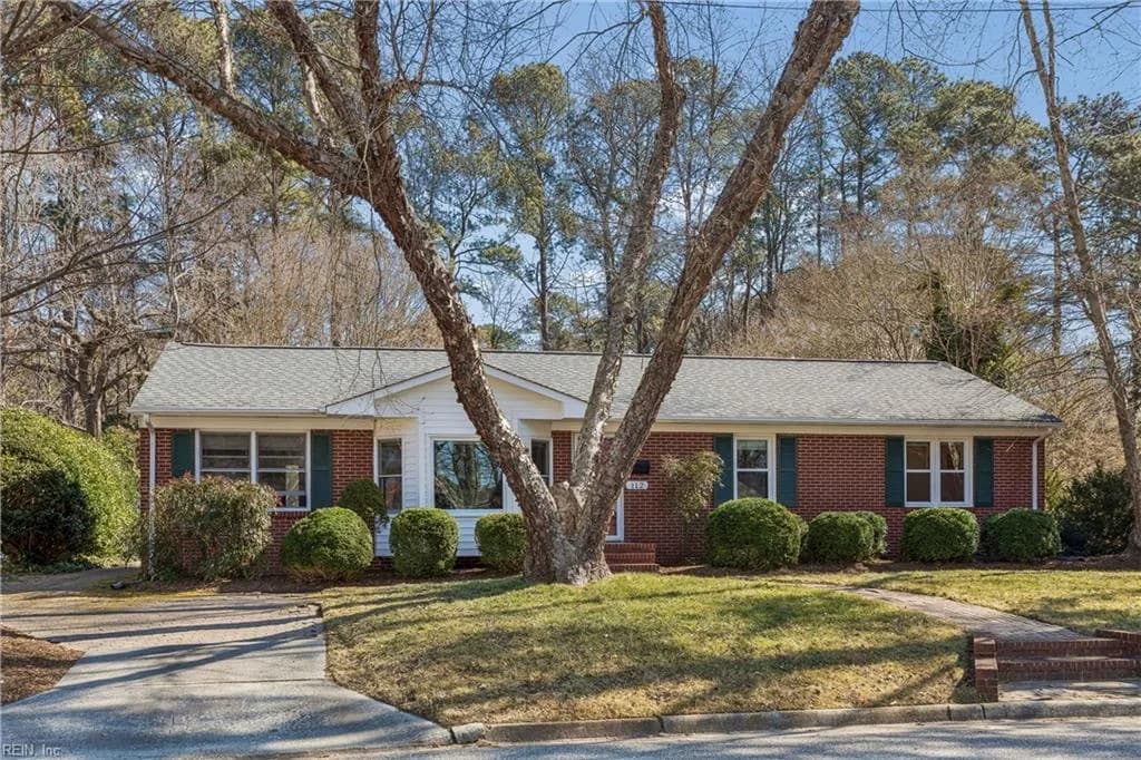 112 Hermitage RD, NEWPORTNEWS VA 23606 - Photo 5