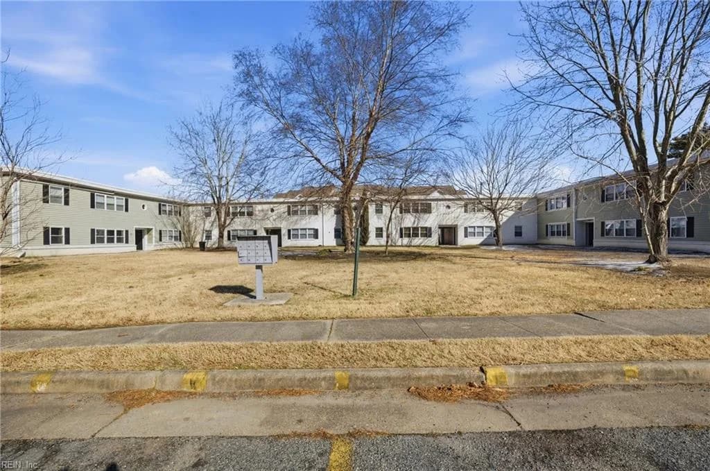 642 Dresden DR #B, NEWPORTNEWS VA 23601 - Main photo
