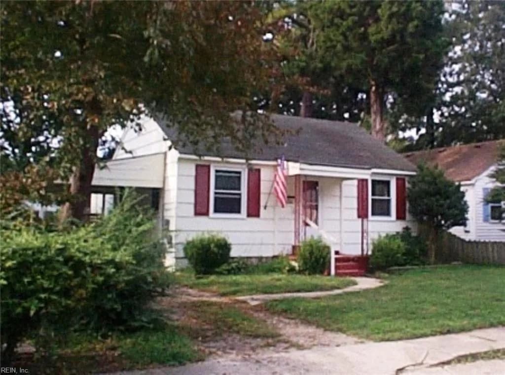 437 Lenox AVE, NORFOLK VA 23503 - Photo 2