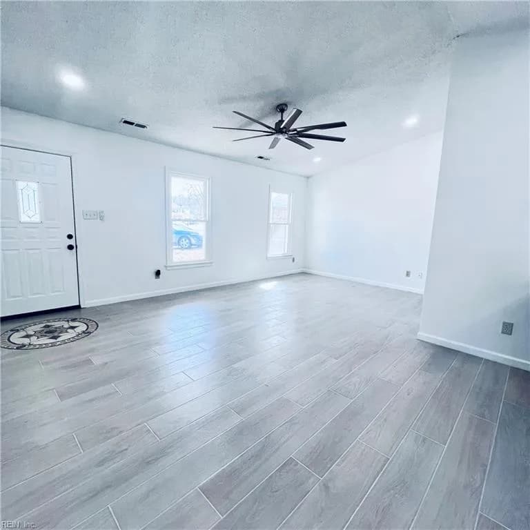 3860 Jousting ARCH, VIRGINIABEACH VA 23456 - Photo 4