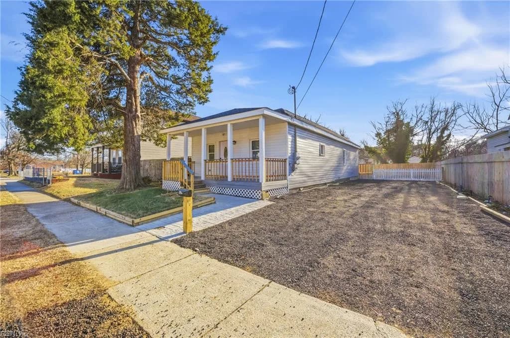 407 Pine AVE, NEWPORTNEWS VA 23607 - Photo 4