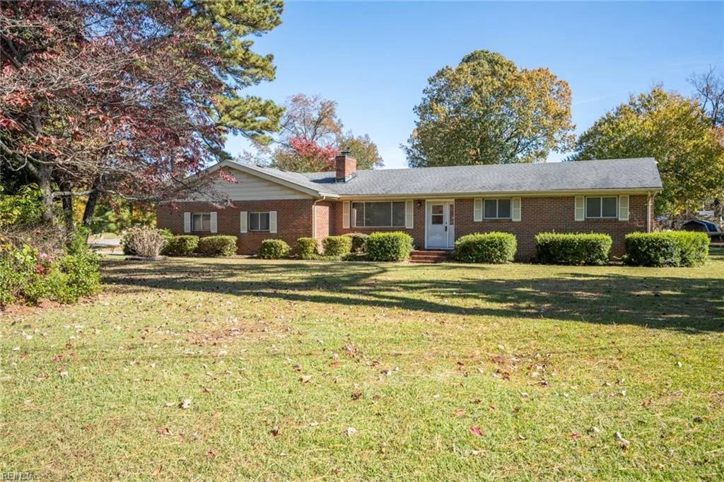 2409 Twin Lake RD, Virginia Beach — 3 bed Residential, 1,684 sqft