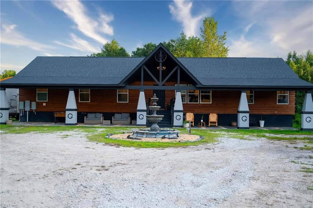 2532 Wild Horse RDG, Chesapeake — 5 bed Residential, 2,880 sqft