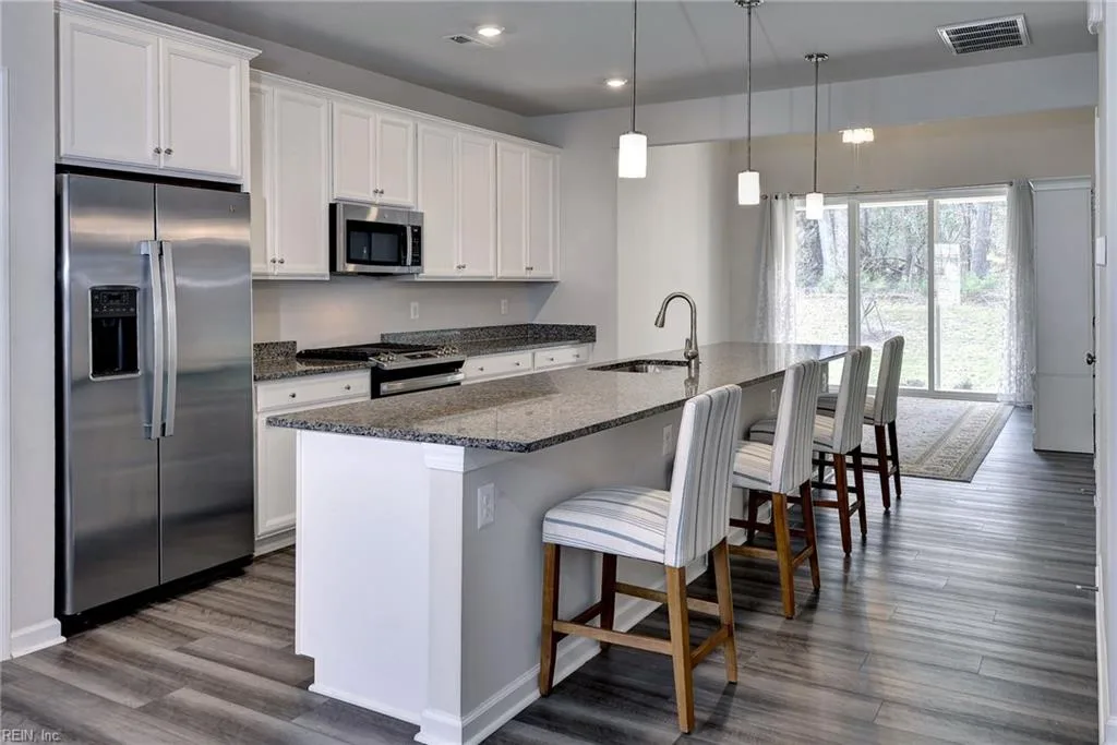 4111 Lord Dunmore DR, WILLIAMSBURG VA 23188