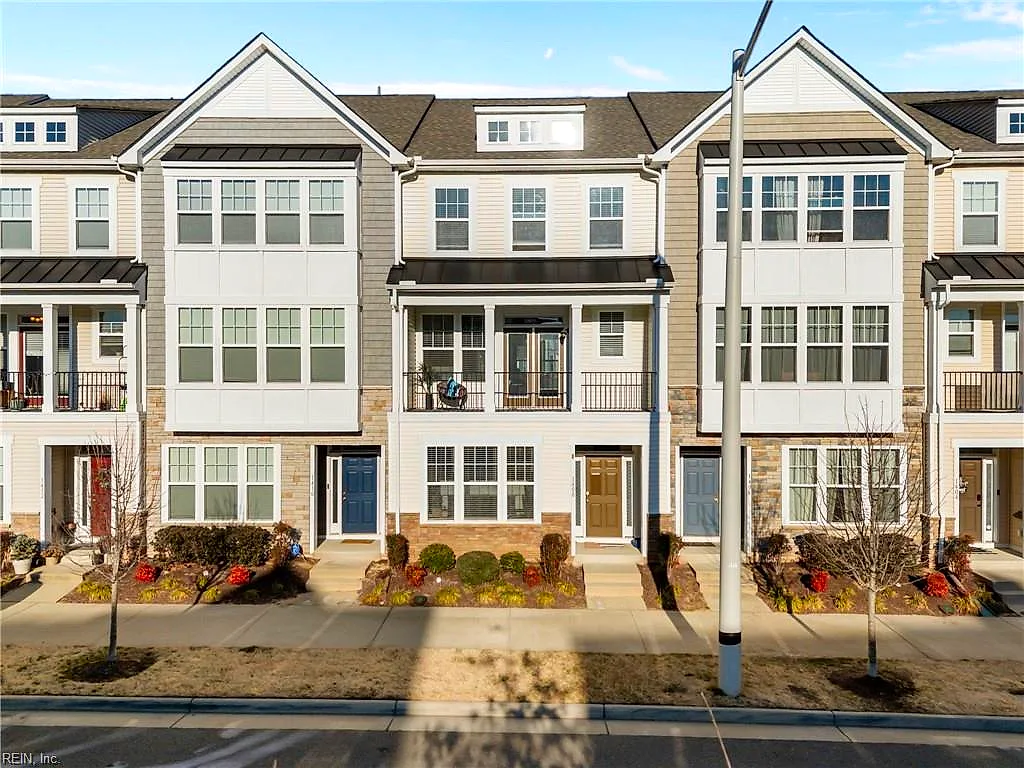 1408 Independence BLVD, Newport News — 3 bed Residential, 2,006 sqft