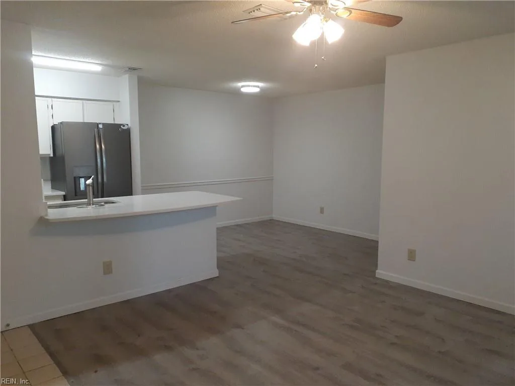 12851 Daybreak CIR, NEWPORTNEWS VA 23602 - Photo 5