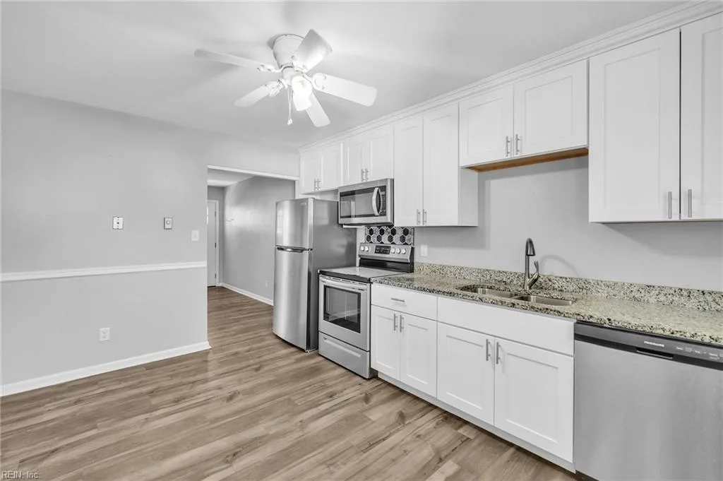 1013 Mckinley AVE, CHESAPEAKE VA 23324 - Main photo